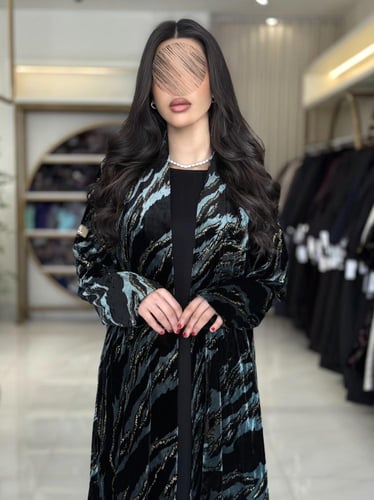 كولكشن العيد | عباية زينه بقماش شيفون مخمل بلمعه ت...