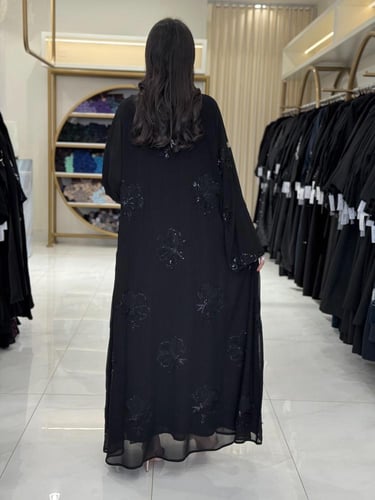 كولكشن العيد | عباية حنان بقماش شيفون مبطن مزين بش...