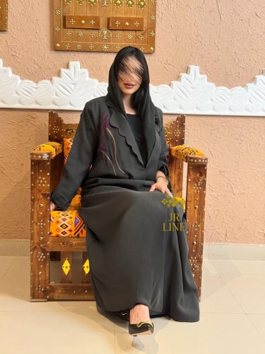 اليوم الوطني بليزر | عباية علو بقماش كريب كوري بتط...