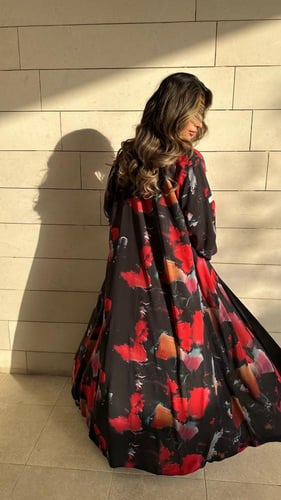 عباية فدوى بقماش شيفون مبطن برسم مطبع