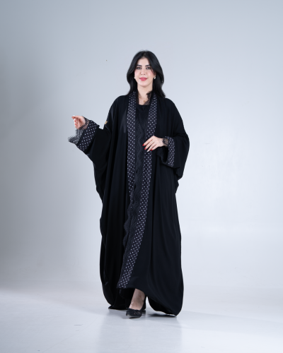 عباية ميهاف بقماش دجى الليل مع شيفون منقط مزين بدا...
