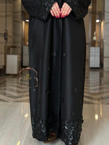 عباية وليف بقماش تفته كوري مزينه بشك