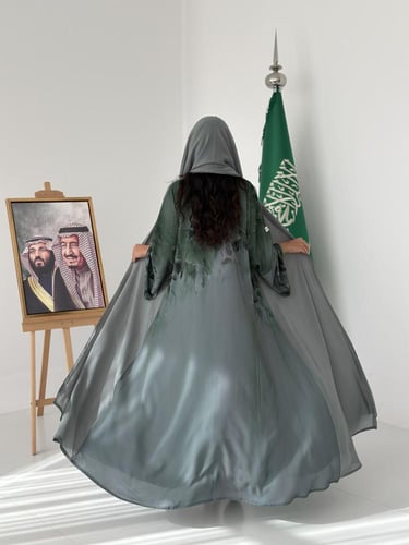 ‏National day abaya | عباية العز