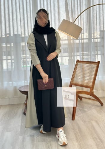 تشكيلة الصيف | عباية بقماش كتان تدخيلات البيج