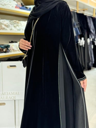 تشكيلة شتاء 2026 -عباية اسراء بلاك بيري ومخمل مع ت...