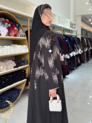 عباية وتين بقماش حرير مغسول مطرز