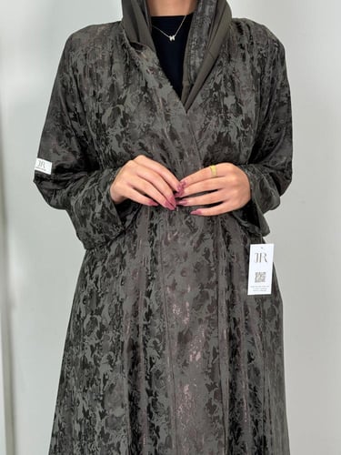 عباية دره ا بقماش حرير زيتي