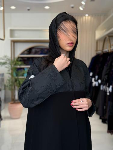 عباية عسل بقماش كريب الفخامه تدخيلات جاكار 2