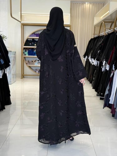 عباية قمره بقماش شيفون بتطريز هاري بفصوص موف