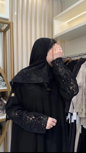 عباية علو بقماش كريب ملكي تدخيلات دانتل اسود