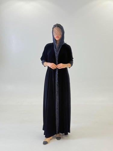 عباية سيلار بقماش مخمل كوري كم استرتش بدانتل كحلي