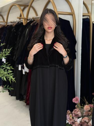 عباية محاسن بقماش مخمل كوري تدخيلات كريب الاناقه ب...