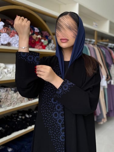 عباية توتا بقماش كريب الابداع بحياكة يدوية وشك كحل...