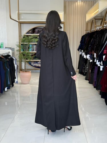 بليزر | عباية سهاد بقماش جاكار مزين بشك