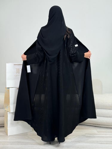 عباية غدير ا بليزر كريب الاناقة كاروهات مربعات