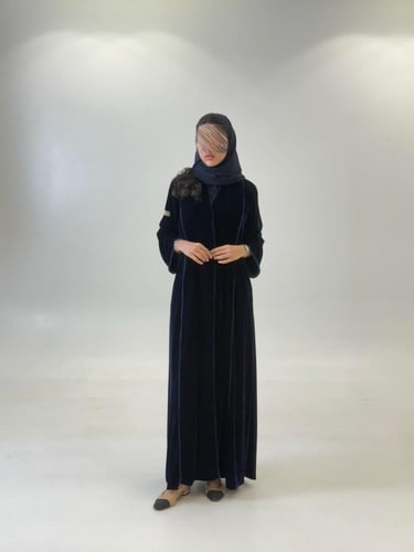 عباية ليلي بقماش مخمل كوري بقيطان ناعمه كحلي