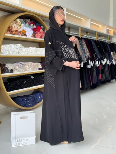 عباية ميار كريب الابداع مزين بشك ناعم