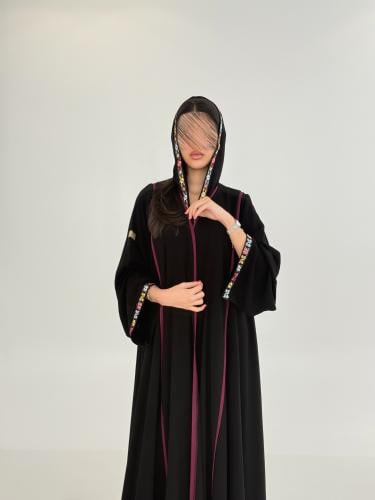 عباية شاديه بقماش كريب ملكي بتحديد دبل كلوش