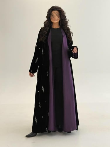 عباية وصوف بقماش مخمل كوري بتطريز مبطن بستان موف