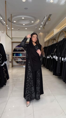 كولكشن العيد | عباية اوركيد بقماش كريب ملكي مع تل...