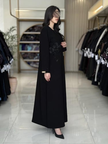 كولكشن العيد | عباية امنيه بقماش كريب ملكي 2