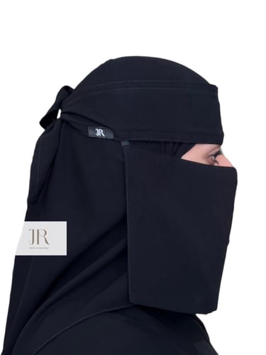 نقاب بقماش كوري قصير خط عادي ربطة عريضة