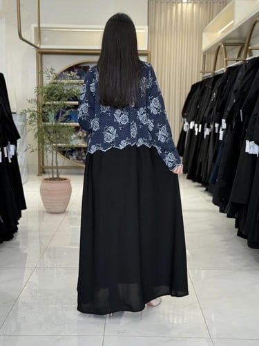 عباية مياده بقماش بلاك بيري تدخيلات دانتل فرنسي كح...