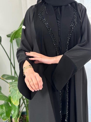 عباية نوادر بقماش دانسون مع ملكي مزينه بسيلاني اسو...