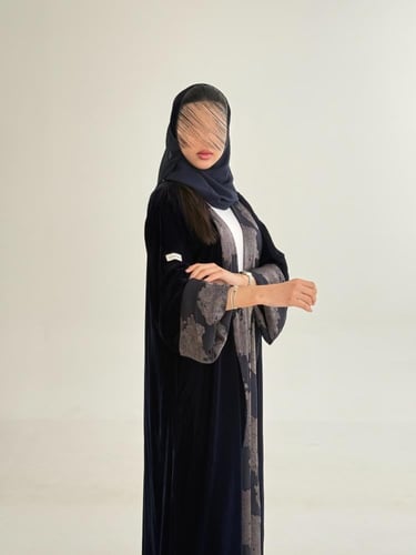 عباية ابريكا بقماش مخمل كوري دبل فيس كحلي