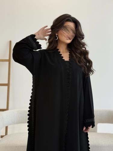 عباية خديجه بقماش كريب الفخامه بتخريم كمبيوتر بشك