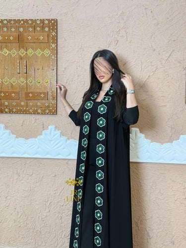 اليوم الوطني | عباية رسوخ بقماش انترنت مطرز دبل كل...