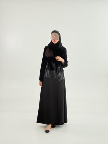 بليزر | عباية لولوه بقماش مخمل كوري بشك اسود