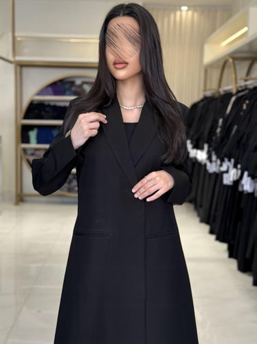 بليزر | عباية سوما بقماش كريب ايطالي ساده اسود بجي...