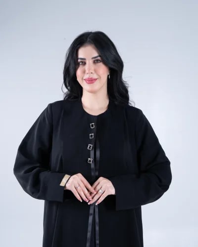 بليزر | عباية لولوه بقماش كريب رموش مزين بأزره اسو...