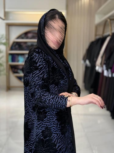 بليزر | عباية ليليا بقماش شيفون مخمل مبطن