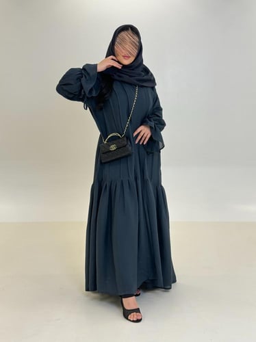 عباية سمر بقماش لنن ناعم مبطن كحلي