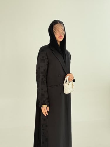 عباية | بليزر ديما بقماش كريب ايطالي مع جاكار هندي