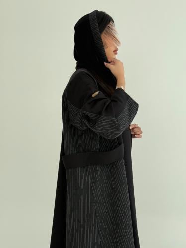 عباية ياسمين بقماش باربي تدخيلات جاكار رمادي