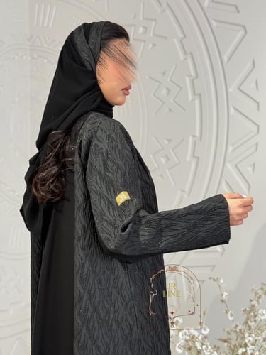 عباية ربى بقماش كريب الاناقة تدخيلات جاكار مشجر