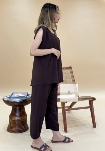 Under abaya - بدلة تحت العباية - بني