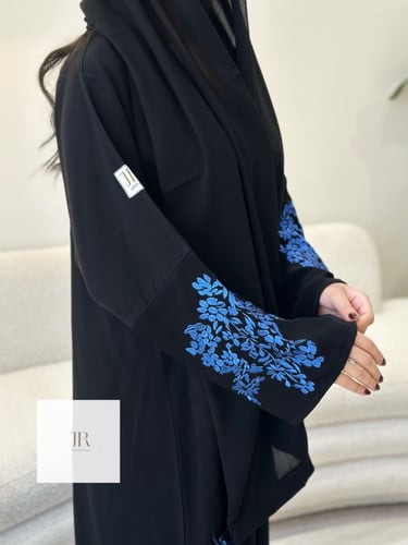 عباية الكوبرا ناعم تطريز بالكم - سماوي