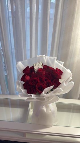 باقة مع شوكلاته