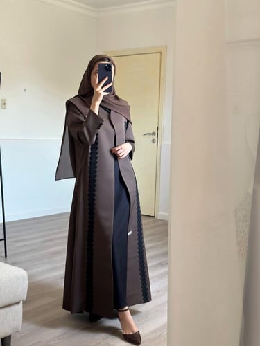 سدن بني بكُلف سوداء