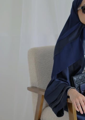 دارك بلو لولو