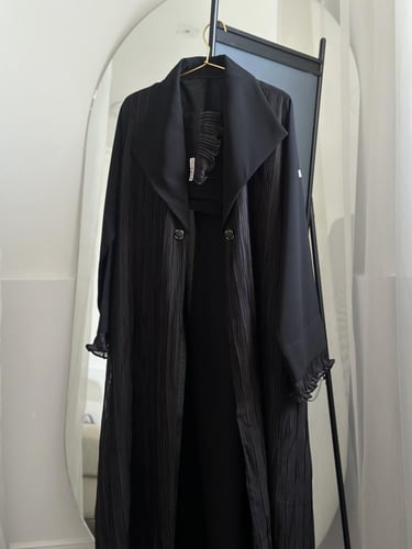 الخزامى اسود بالكامل