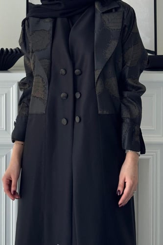 غصن اسود بجاكار زيتي