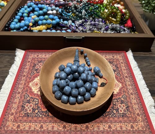 فاتوران ازرقّ تفاحي F33