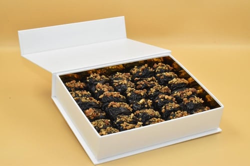 مجموعة نخلة البيضاء - عجوة ومعمول