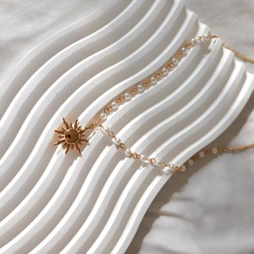 Pearly sun necklace