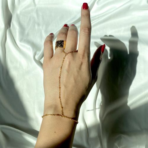 Chained bracelet